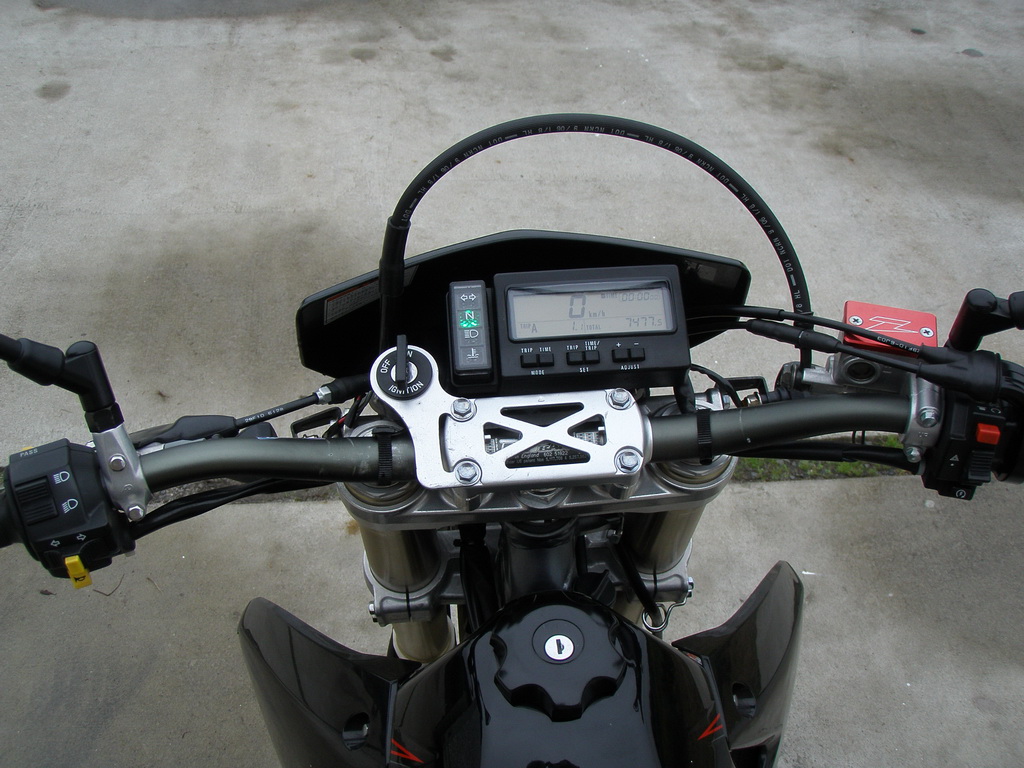 Купить мотоцикл Suzuki DR-Z400SM 2007 фото 19